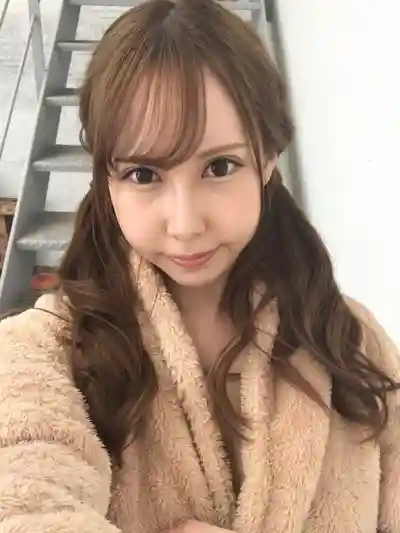 令和玲第4張寫真