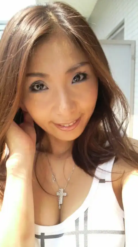 山吹瞳第1張寫真
