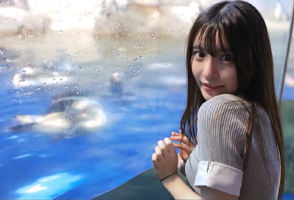 白石透羽第21張寫真