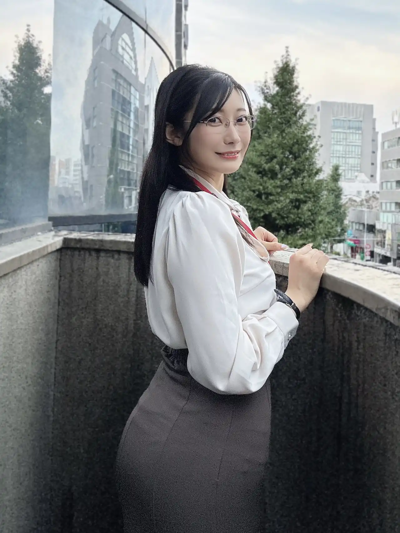 守屋芳乃第19張寫真