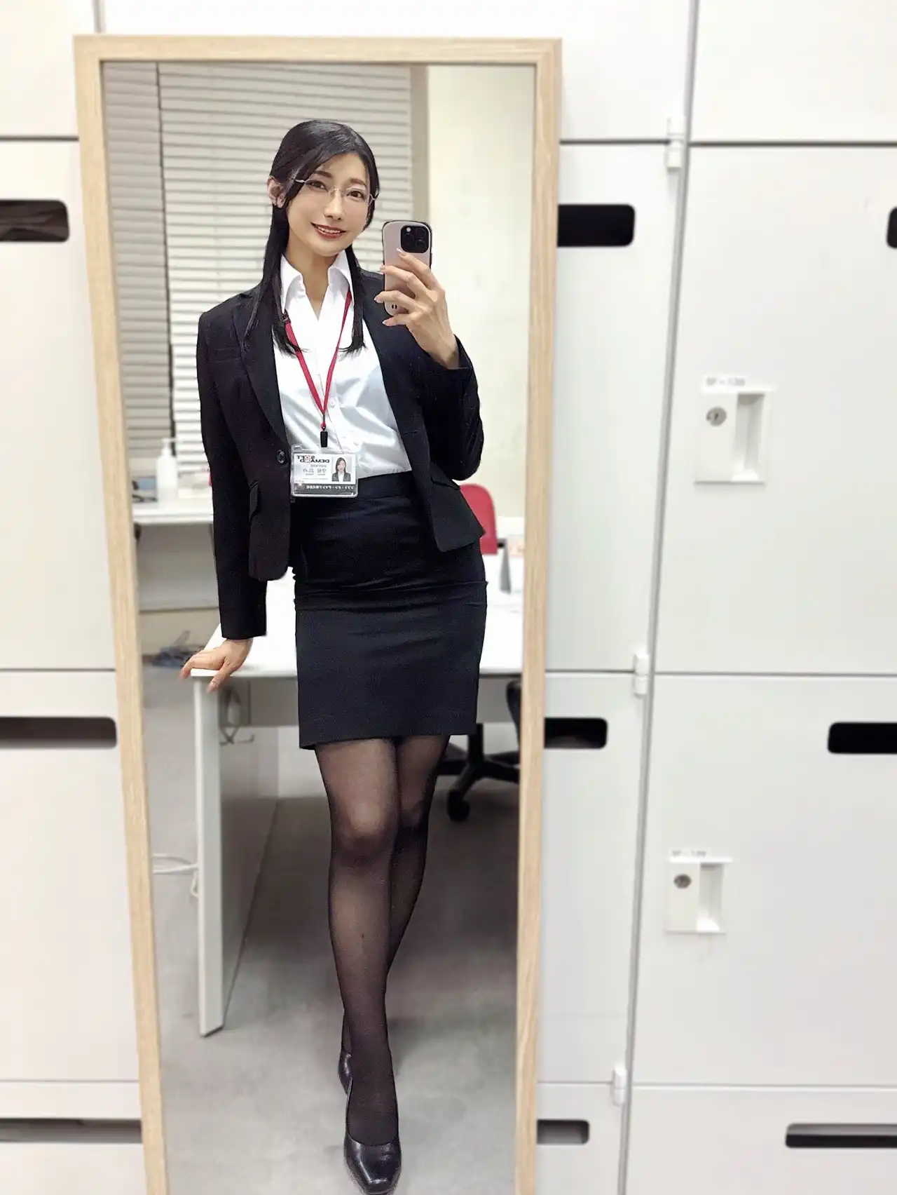 守屋芳乃第16張寫真