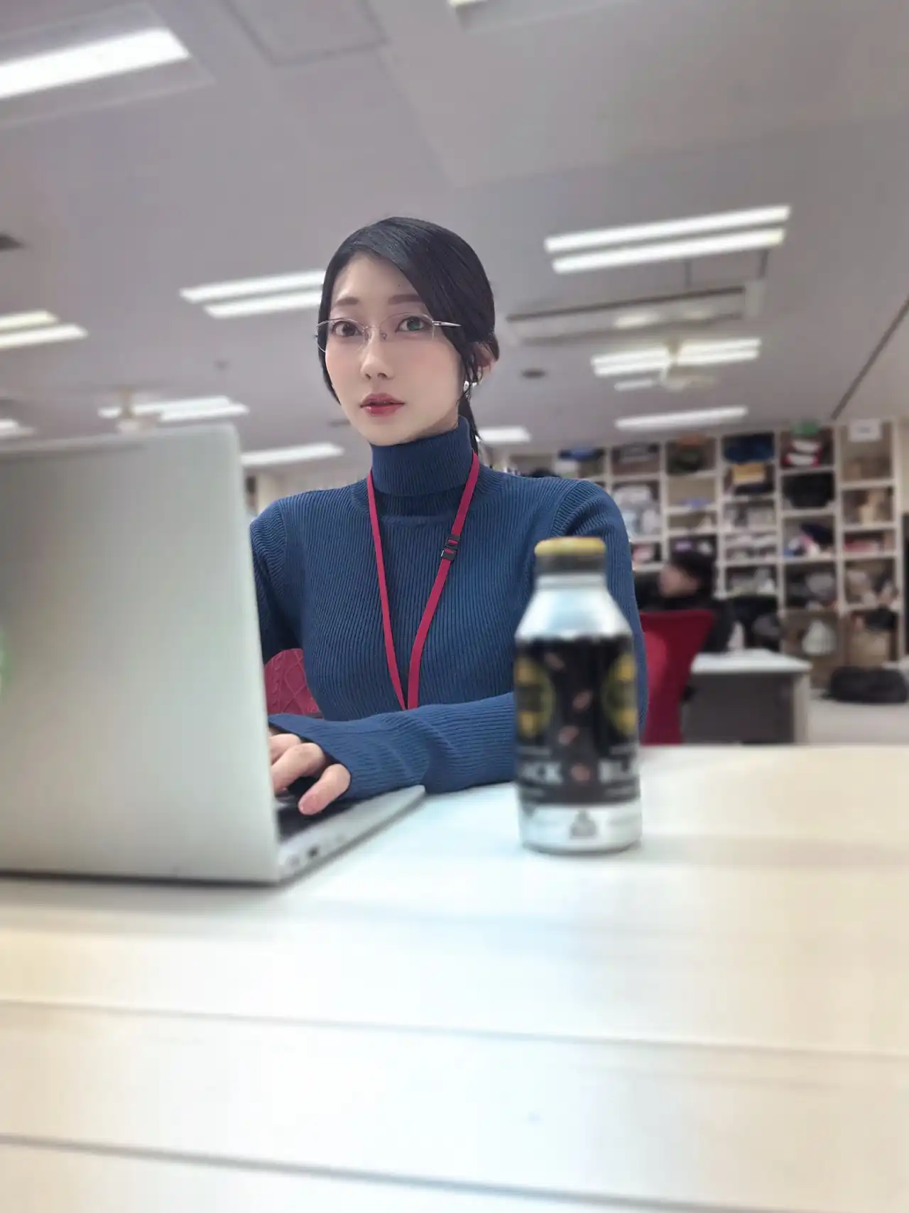 守屋芳乃第32張寫真