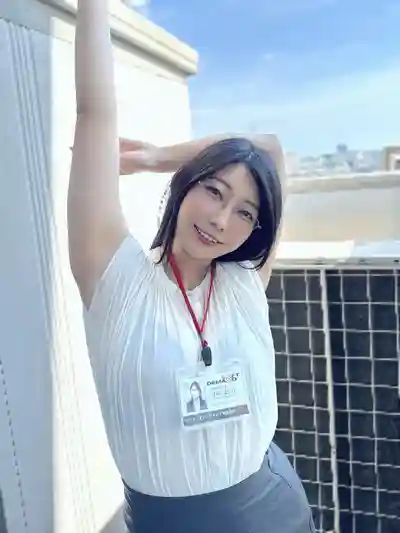 守屋芳乃第9張寫真