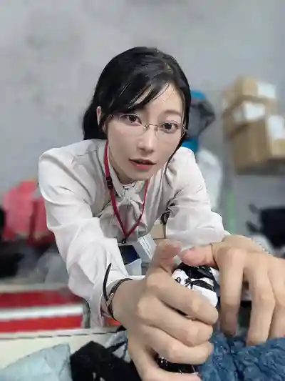 守屋芳乃第12張寫真