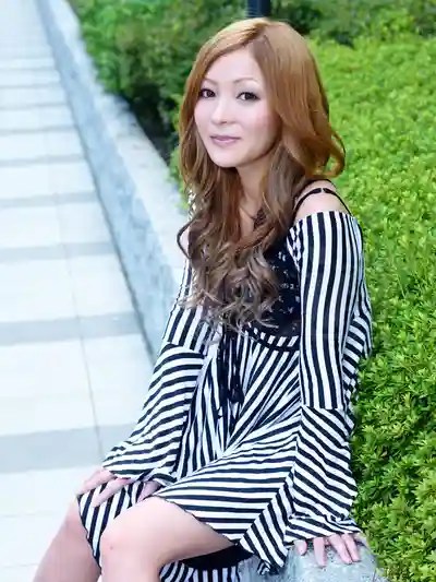 1PON-033012_306 心动27 下面毛没剃好害羞 ~ 二宮さなえ 的劇照5