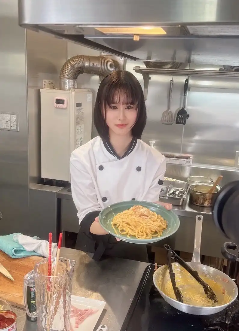 結城希第27張寫真