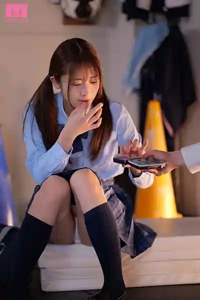MIDA-659 幫好友女友排憂解難 媚藥調教加大屌深捅讓她沉淪的潮噴雜魚穴開發NTR ~ 川口桜的劇照6