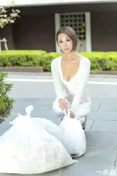 1PON-033120_993 早上出門倒垃圾的鄰居好色真空人妻 ~ ASUKA的劇照17