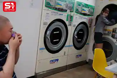 SNOS-283 下雨天自助洗衣店的美禦姐 色氣肉體誘人 慘被癡漢強暴 ~ 楓富愛的劇照8