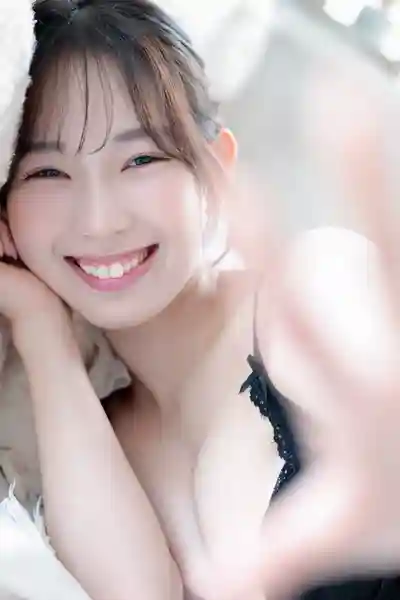 園梨音第4張寫真