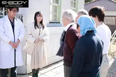 EBWH-338 被派到缺女人村落的護士 把老頭們的種全都懷上也算正經工作吧？ ~ 柏木文香的劇照10
