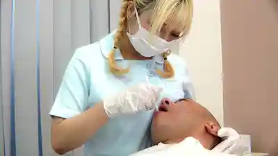 DNJR-159 巨乳牙科衛生士故意把軟彈巨乳往你身上蹭的誘惑牙科診所 ~ 月乃琴音 夏川步美 山下望結 星乃夏月 鹿野愛萌的劇照12