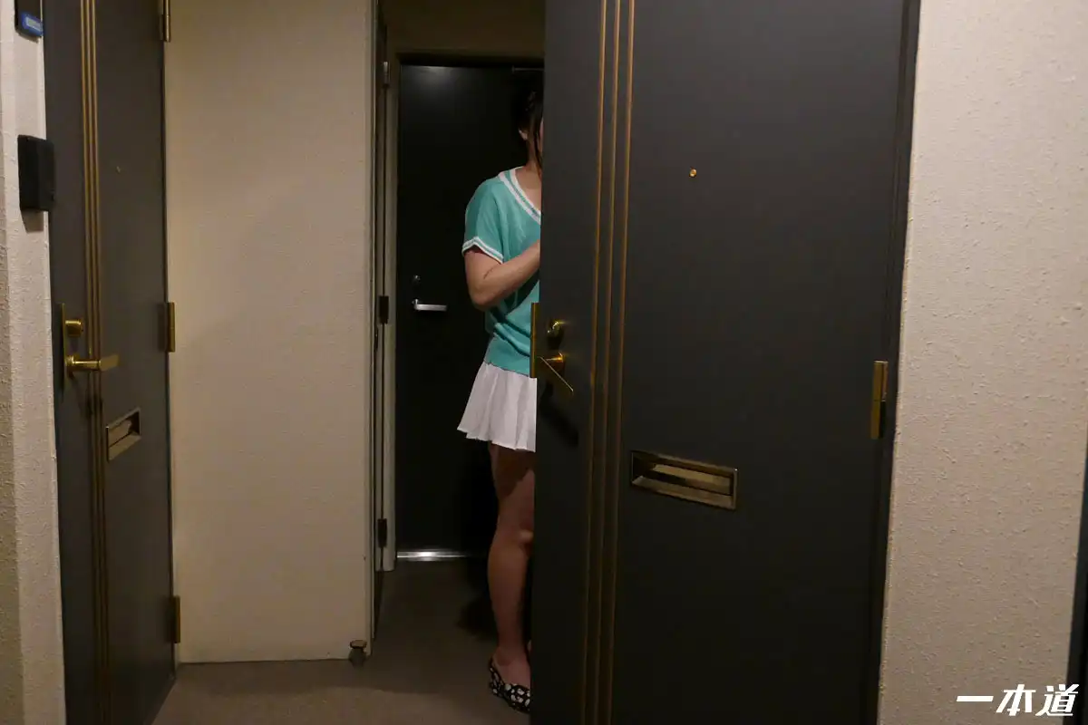 芹沢ひとみ第55張寫真