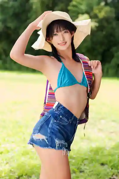 MFT-013 爽不就行了? 露营约炮Solo美女的天然发情连锁反应 狂操不停的露营SEX!! ~ 木下日葵 二宮桃 渚光希 的劇照16