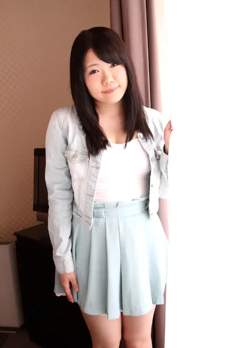 芹沢ひとみ