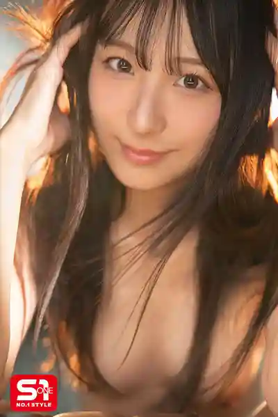 SNOS-231 鑽石級美少女的口水、汗水、愛液、騷水全被舔光 和10個大叔的瘋狂舔舐大亂交 ~ 新木希空的劇照5