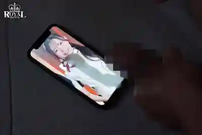 ROYD-322 你自己擼的話我看著就好 夫妻按摩店老闆娘獨自顧店那天被連打5發中出全壘打的夢幻真實故事 ~ 響蓮的劇照18