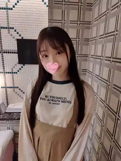 RGAV-004 60歲老頭的實拍大全 豪華雙篇SP IV【1 女主播級八頭身美少女】【2 名校清純優等生】匠人技巧全公開【美貌崩壞→白眼失神真高潮徹底被乾壞】無毛嫩穴被老辣口技舔到尖叫 震撼肉棒打樁的劇照5
