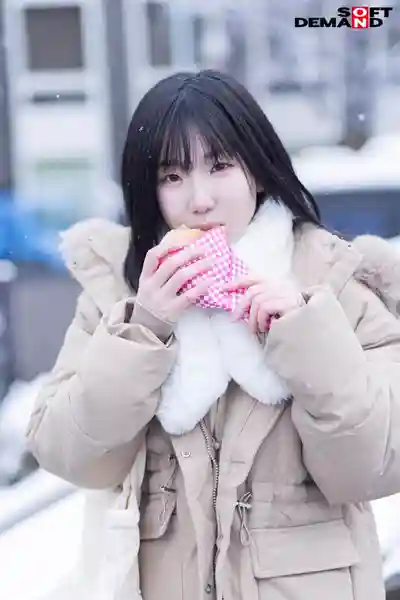 SDAM-176 从未尝过恋爱滋味的处女 班上唯一敢放开聊的素颜二次元工口宅女远赴东京AV出道 ~ 湯浅紬 的劇照15