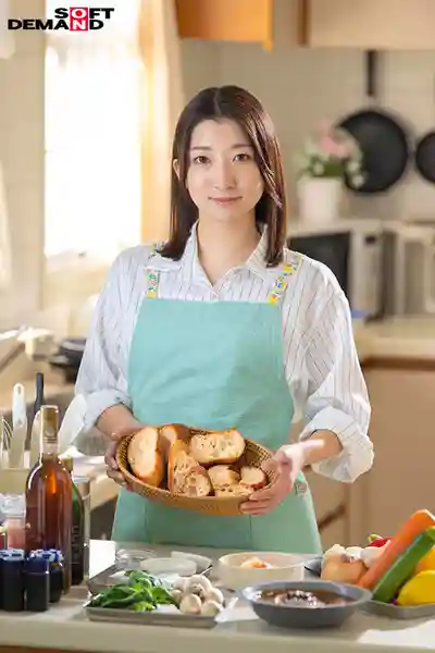 SDNM-553 老公和女儿开心的笑脸是最大的幸福 厨艺满分的开朗妈妈初次不伦体验 结婚第8年 ~ 有澤まゆか 的劇照4