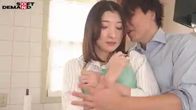 SDNM-553 老公和女儿开心的笑脸是最大的幸福 厨艺满分的开朗妈妈初次不伦体验 结婚第8年 ~ 有澤まゆか 的劇照15