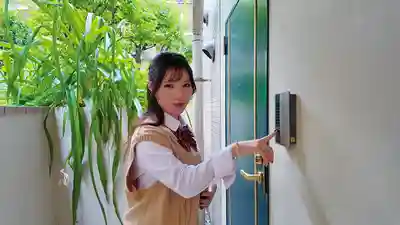 SMRA-003 把超天然騷貨小惡魔派遣到M男君家裡去囉 ~ 松井日奈子的劇照3