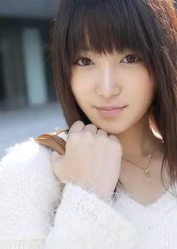 宇佐美奈奈第1張寫真