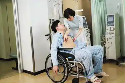 JJDA-076 同級生之妻 住院太久慾火難耐 朋友帶老婆來探病卻讓我硬到不行 ~ 美咲佳奈的劇照13