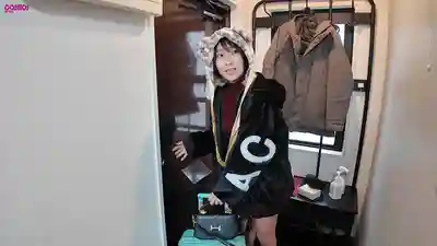 HAWA-382 素人妻到大学生家借宿只有一个套? 戴套干一次根本不过瘾 骑乗位摇晃美白G罩杯被真中出两发 ~ 糸井瑠花 的劇照19