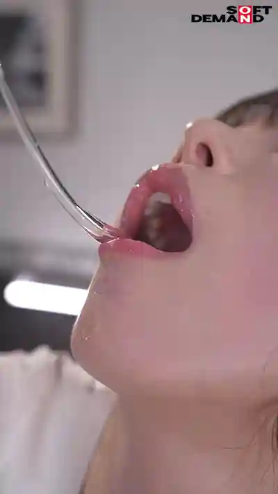 SENN-070 這個影片一定要看! 口交特化型美容沙龍 肉棒美容診所【推薦直式觀看】的劇照17