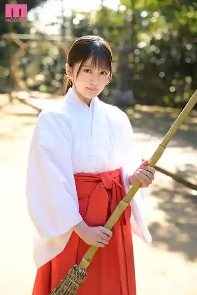 MIDA-756 新人出道 白皙美肌水晶美乳少女AV DEBUT ~ 北乃衣織的劇照12