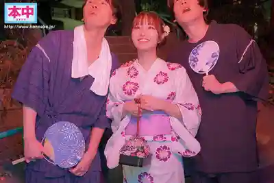 HMN-883 花火大會之夜 一場突如其來的暴雨讓一切失控 和青梅竹馬的同班同學衝進情侶旅館相部屋避雨中出 ~ 鈴之家鈴的劇照11