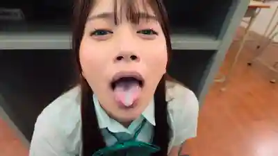 SUJI-313 不敢出聲的恐懼與羞恥 無聲痴漢中出白虎女學生 ~ 北岡果林的劇照8
