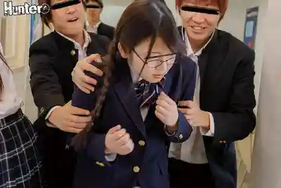 HBLA-011 稚嫩小穴肉便器 女子校生廁所凌辱 4小時精選集的劇照14