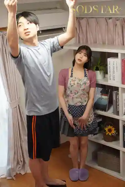 START-610 年輕未亡人房東太太 每晚都會敲開住戶的門“今晚也拜託你哦”貪婪騎乘 臀肉撞的雞巴和破舊公寓一起搖晃 ~ 唯井真尋的劇照4