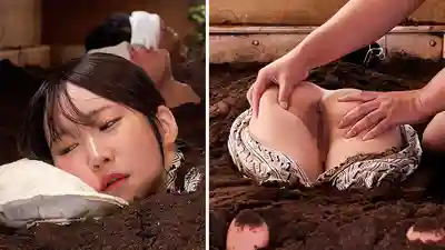 SGKI-082 巨臀人妻限定 埋進沙浴裡動彈不得的催淫NTR拘束按摩 隔板擋住視線看不見旁邊 老公就在身旁卻被幹到高潮連連不肯停的無聲絕叫的劇照14