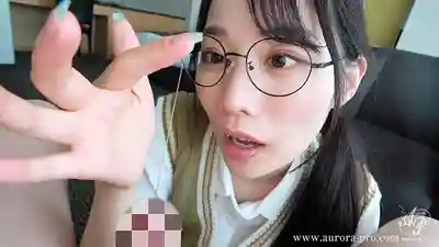 APGH-057 要把你欺負到底再好好疼你 溫柔撩撥玩弄男人 脫衣反差炸裂！圖書館裡的地味女竟是隱藏癡女 ~ 月乃琴音的劇照12