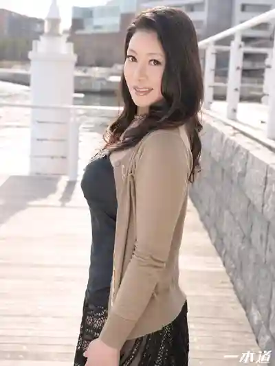 1PON-042713_579 模特典藏 熟女篇 ~ 北島玲的劇照8