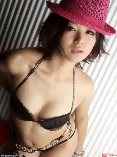 内山遥第5張寫真