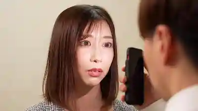 SORA-642 人格操控洗腦催眠 - 再廢物我也能駕馭的天才社長 跑腿員工用催眠APP把傲慢二代目女社長調教成笑嘻嘻的肉奴隸 ~ 黑川堇的劇照14