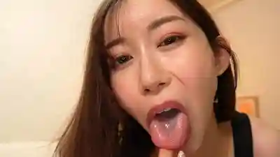 SORA-642 人格操控洗腦催眠 - 再廢物我也能駕馭的天才社長 跑腿員工用催眠APP把傲慢二代目女社長調教成笑嘻嘻的肉奴隸 ~ 黑川堇的劇照9