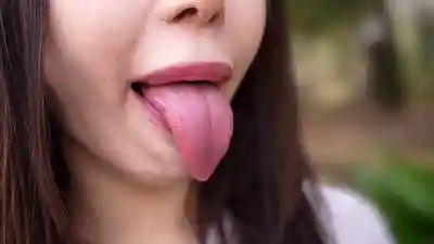 FJIN-156 舔活！淫舌特化型爸活OL 用蛇舌舔遍你全身 ~ 乃木絢愛的劇照9