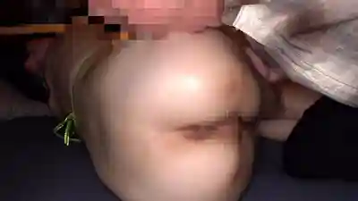 GEBB-054 試穿泳裝的人妻被媚藥乳霜弄得身體抽搐白眼失神 被整根生插狂中出的全程實錄的劇照4