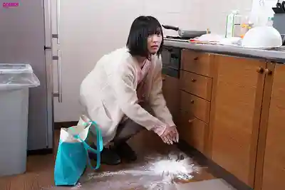HAWA-383 煮飯洗衣都做不好的笨拙砲友人妻…其實是超優秀的高規格肉便器的劇照17