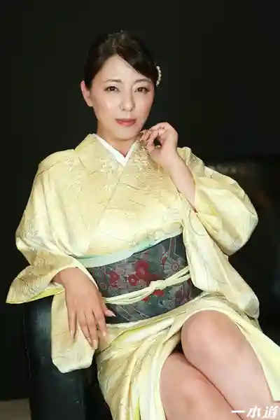 1PON-042916_289 昭和風美熟女雲集大亂交會 ~ 朝桐光 小早川怜子 村上涼子的劇照20