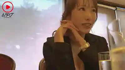 NPJS-009 連續中出&吞精! 把傳銷女騙進飯店無套爆幹的反擊戰的劇照9