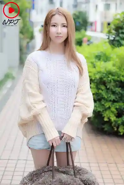 NPJS-015 有故事的人妻AV出演 FILE.001 進京賣身中出 為了廢物家暴老公的債務來東京賣身3天的東北白肌刺青少妻(19)的劇照3
