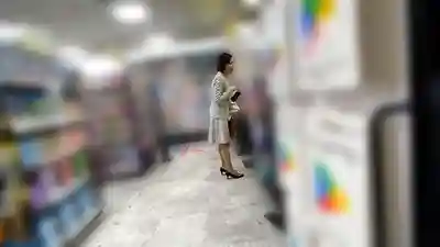 STSK-236 死纏爛打尾行保險女郎的瘋狂中出研修 工作中被精子玷污的4名女保險業務 ~ 天音環奈 小倉亞子 美咲佳奈的劇照6
