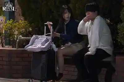 ROYD-344 離家出走少女上京借住砲房 渣男們輪流為所欲為 不情願的小穴被連續猛插10小時直到人格崩壞 ~ 櫻柚乃的劇照16