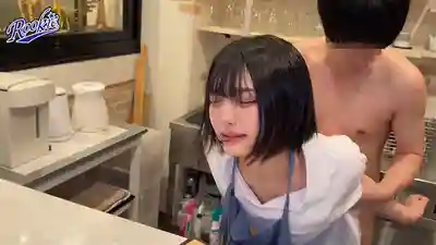 RKI-762 咖啡廳可愛店員被盯上 迷暈強姦後脅迫調教成唯命是從的肉便器 ~ 虹村由美的劇照8